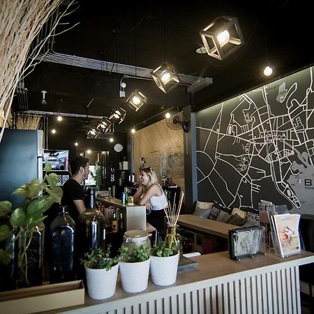 Box Poshtel Phuket Vandrarhem Exteriör bild