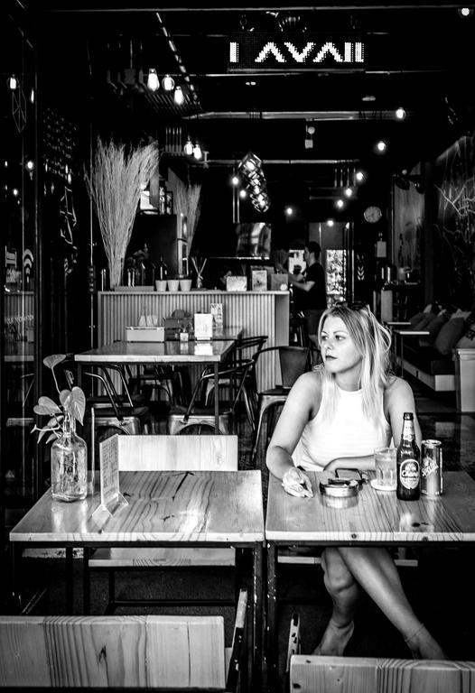 Box Poshtel Phuket Vandrarhem Exteriör bild