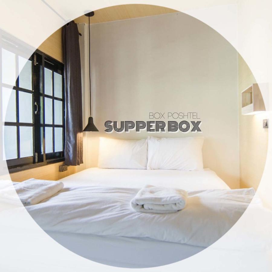 Box Poshtel Phuket Vandrarhem Exteriör bild